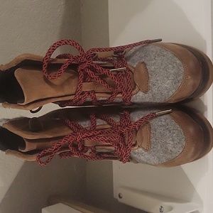 Sorel Womens Blake Lace Bootie